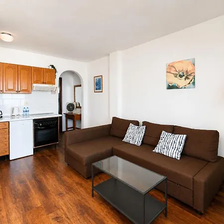 Apartman Reni *