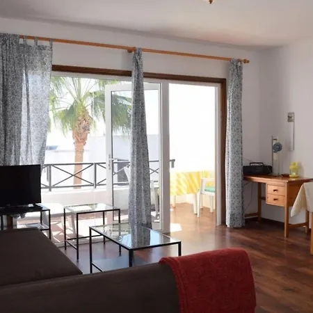 Reni Apartman *